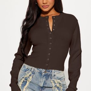 Retail Therapy Cropped Cardigan - Chocolate